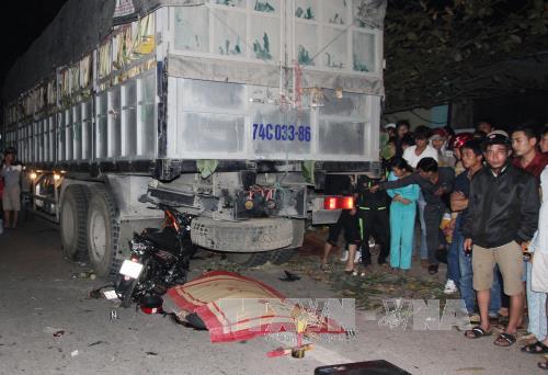 Tai nạn giao thông nghiêm trọng trên Đường 9- Quảng Trị làm 5 người bị thương vong